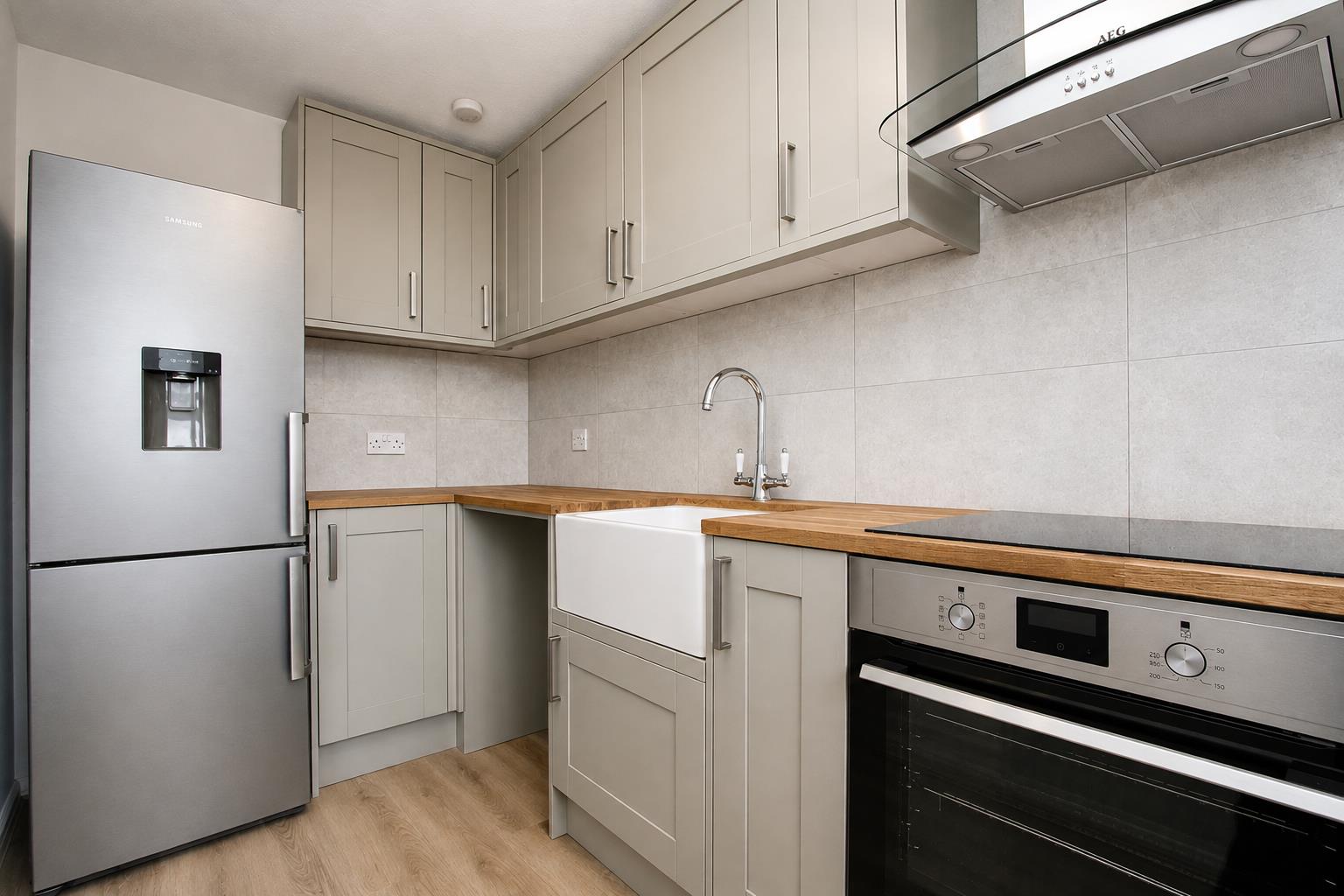 Summerhill Way, Mitcham